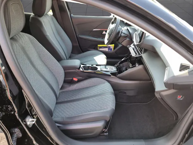 Peugeot 208 1.2 Hybrid Allure Premium