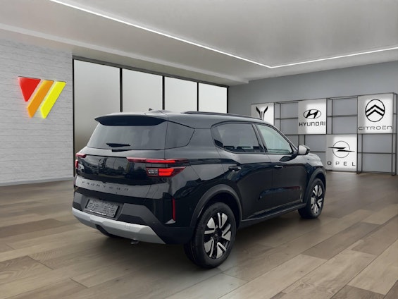 Vehicle image 6 Vehicle image 6