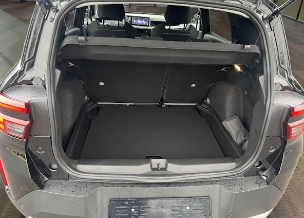 Vehicle image 14 Vehicle image 14