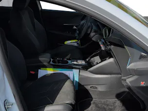 Peugeot 208 1.2 Hybrid 145 GT
