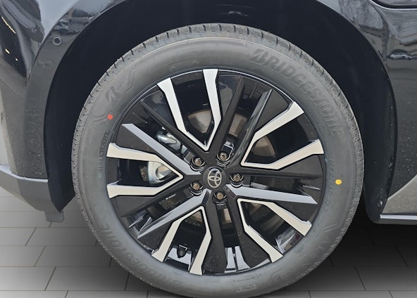 Vehicle image 14 Vehicle image 14