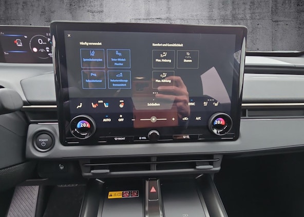 Vehicle image 8 Vehicle image 8