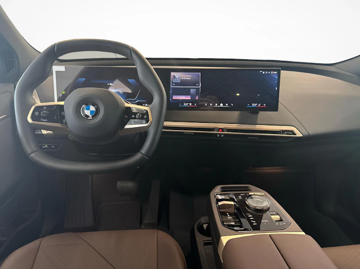 image du véhicule BMW iX