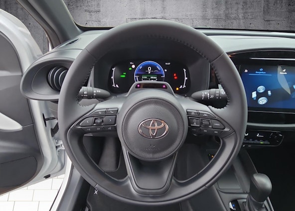 Vehicle image 5 Vehicle image 5