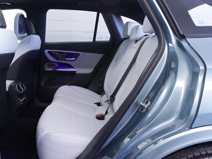 Vehicle image MERCEDES-BENZ GLC 220