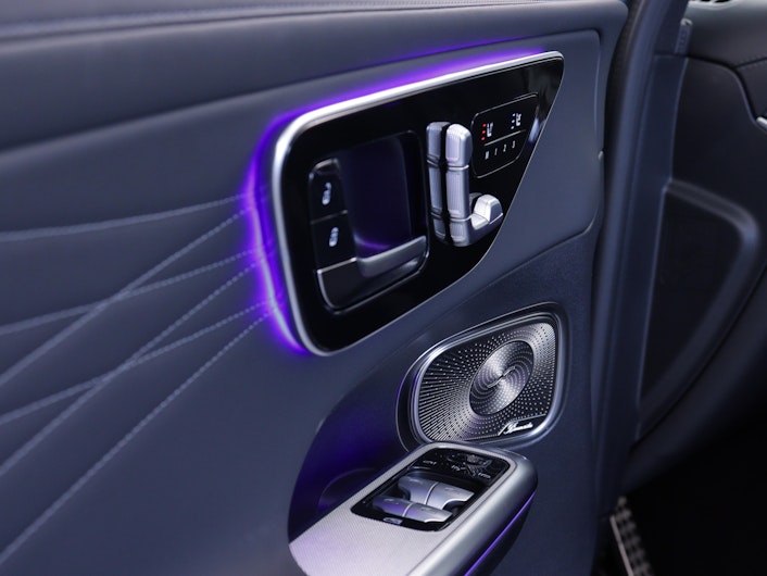 Vehicle image MERCEDES-BENZ GLC 220