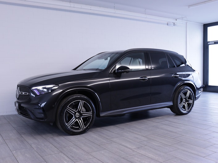 Vehicle image MERCEDES-BENZ GLC 400
