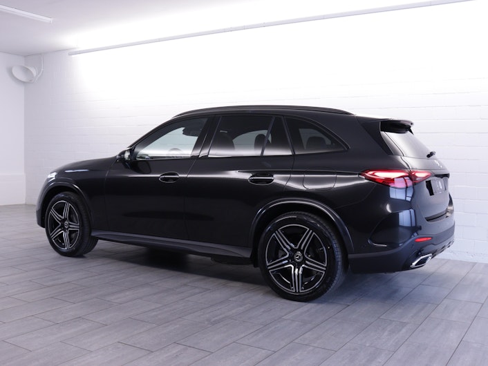 Vehicle image MERCEDES-BENZ GLC 400