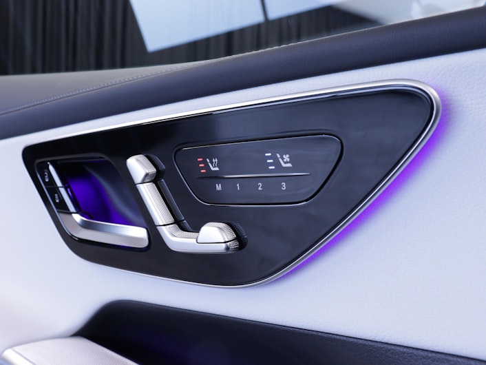 Vehicle image MERCEDES-BENZ GLC 400