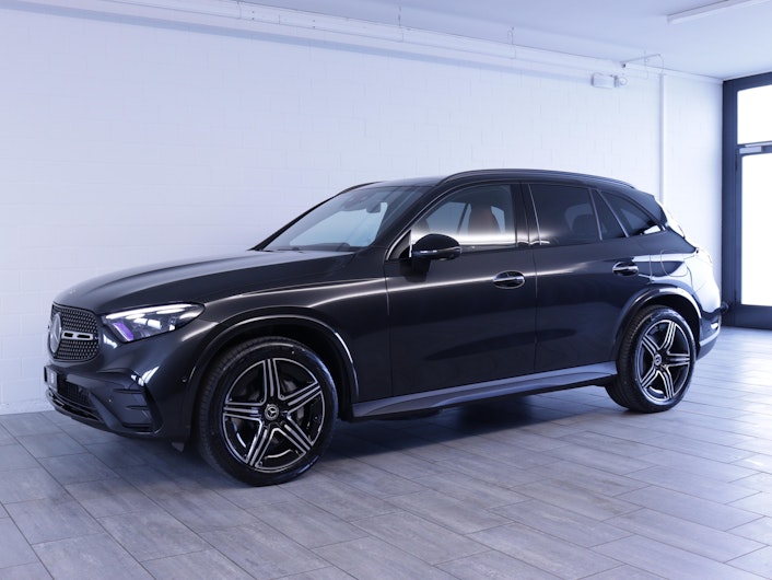 Vehicle image MERCEDES-BENZ GLC 400