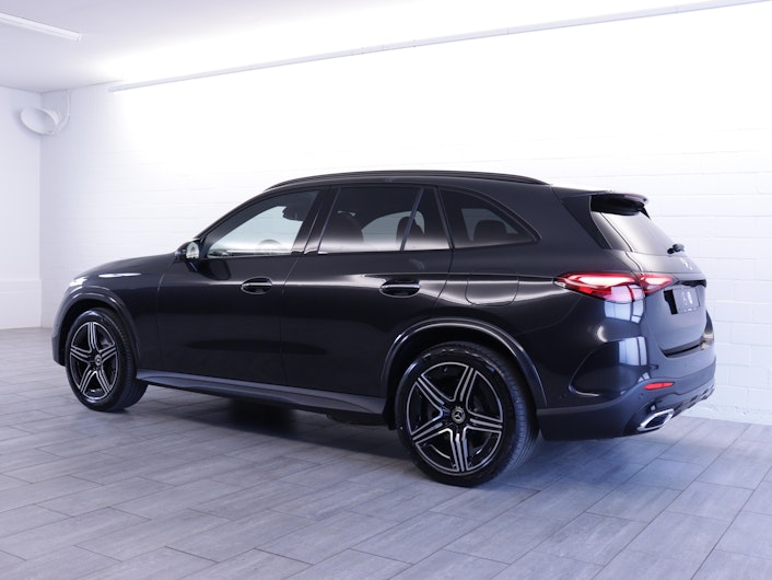 Vehicle image MERCEDES-BENZ GLC 400