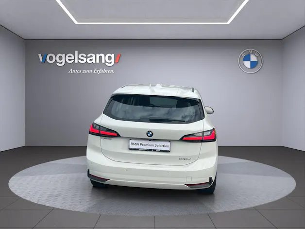 BMW 218d Active Tourer DKG
