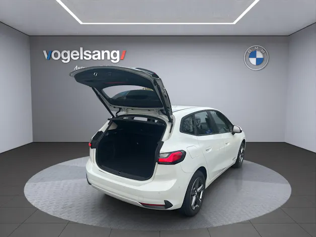 BMW 218d Active Tourer DKG