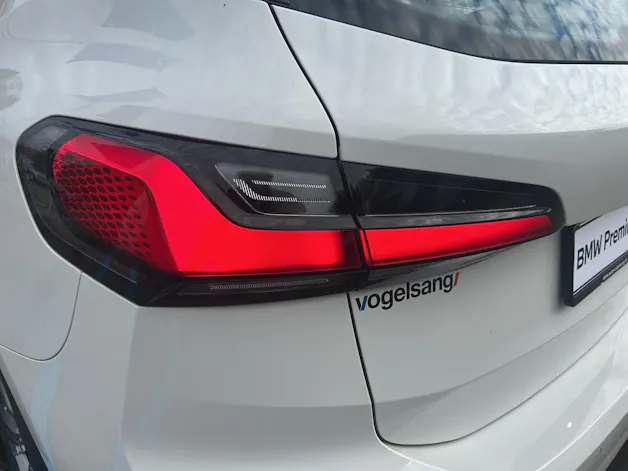 BMW 218d Active Tourer DKG