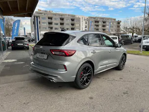 FORD Kuga 2.5 Hybrid ST-Line X 4x4