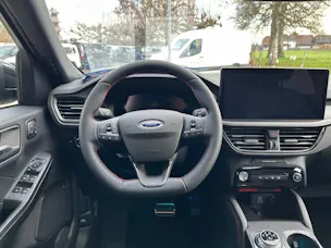 FORD Kuga 2.5 Hybrid ST-Line X 4x4
