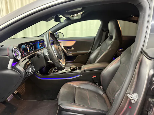 Mercedes-Benz CLA 220 AMG Line 7G-DCT