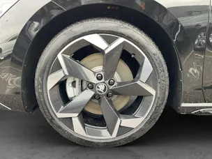 Škoda Superb Combi 2.0 TSI Sportline 4x4 DSG