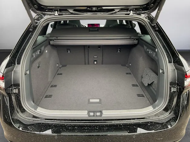 Škoda Superb Combi 2.0 TSI Sportline 4x4 DSG