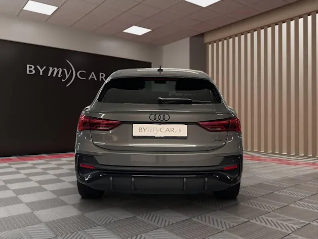 Audi Q3 Sportback 45 TFSI S line quattro S-tronic