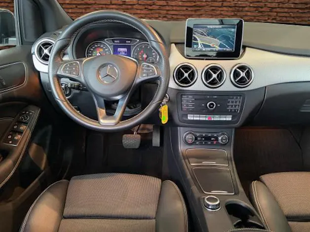Mercedes-Benz B 200 Night Star