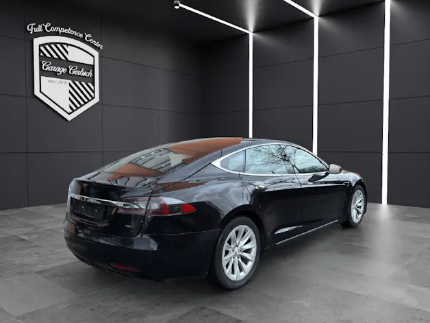 Tesla Model S 75 D
