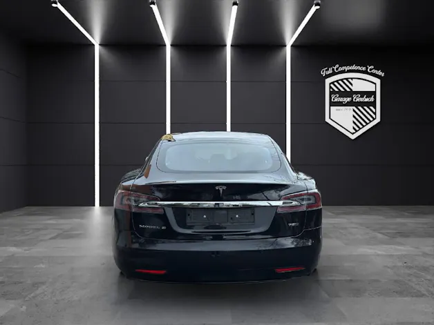 Tesla Model S 75 D