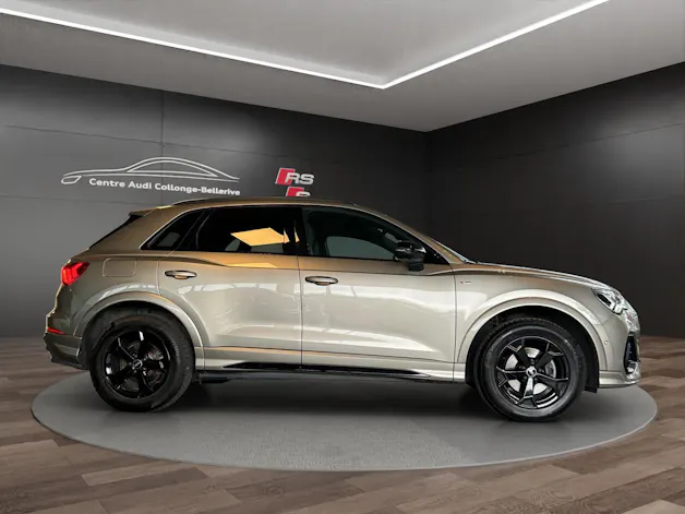 Audi Q3 35 TFSI S line Attraction S-tronic