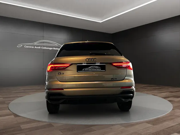 Audi Q3 35 TFSI S line Attraction S-tronic