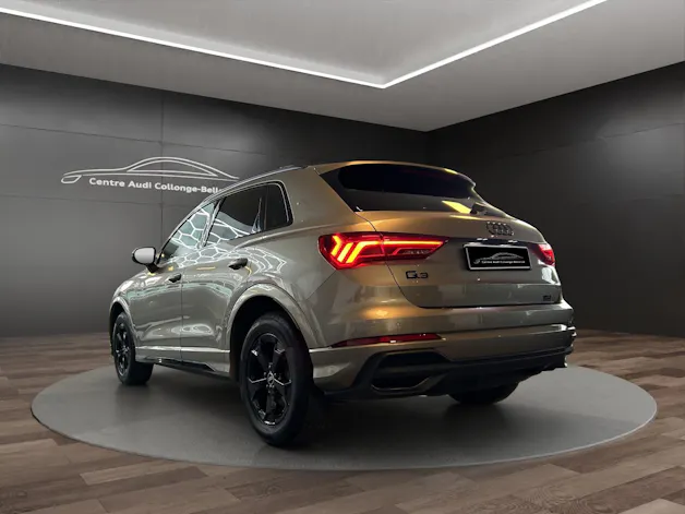 Audi Q3 35 TFSI S line Attraction S-tronic