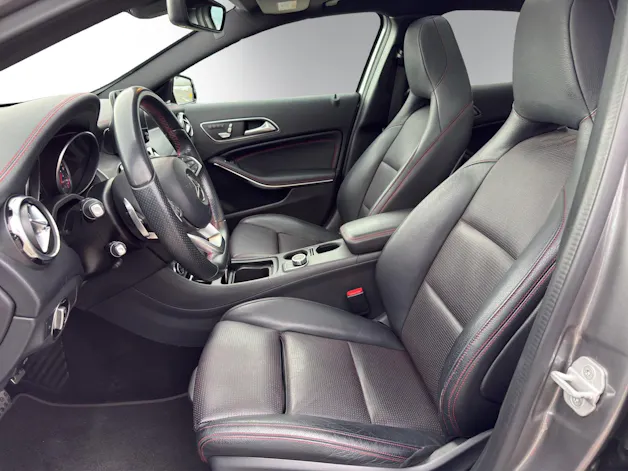 Mercedes-Benz GLA 250 AMG Line 4Matic