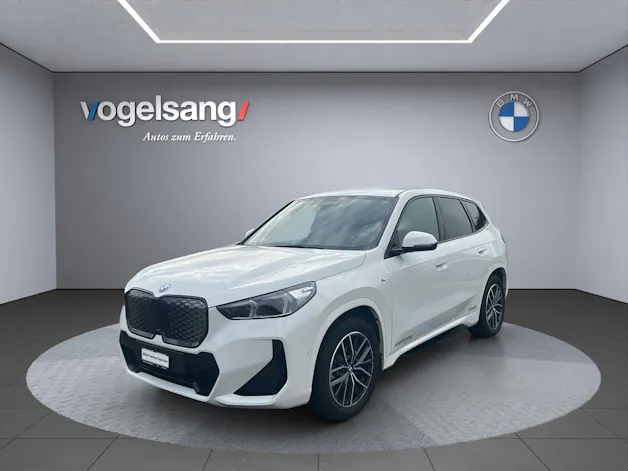 BMW iX1 xDrive 30 M Sport