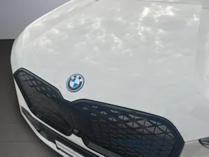 BMW iX1 xDrive 30 M Sport
