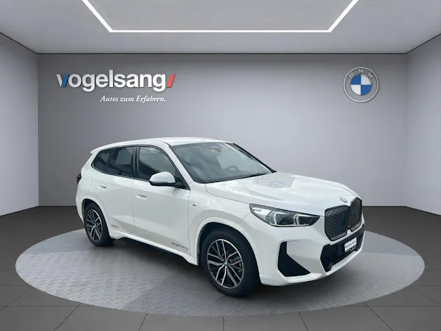 BMW iX1 xDrive 30 M Sport