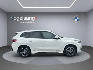 BMW iX1 xDrive 30 M Sport