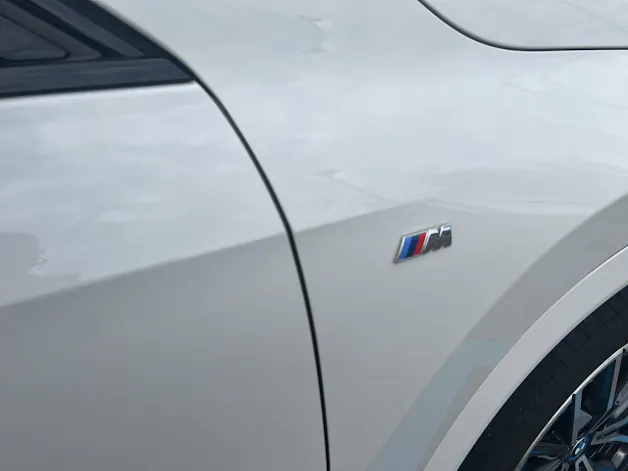 BMW iX1 xDrive 30 M Sport