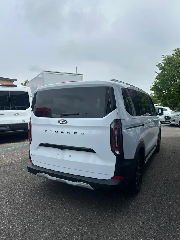 Ford Tourneo Custom 340 L1 2.5 Durat Active/PHEV/Aut.