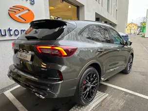 Ford Kuga 2.5 FHEV ST-Line X 4WD