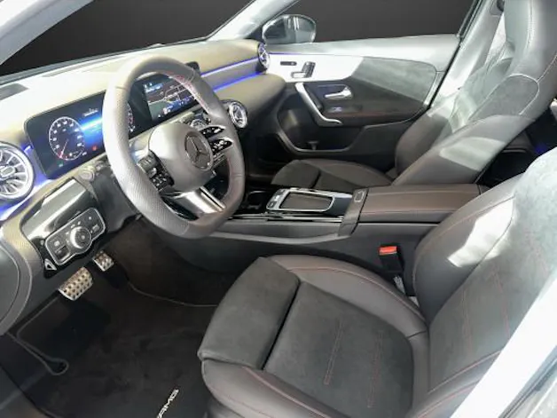 Mercedes-Benz A 250 e EQ Star 8G-DCT