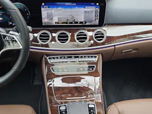 Mercedes-Benz E 300 de T 4Matic AMG Line 9G-Tronic