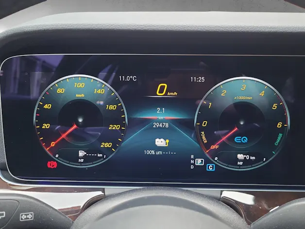 Mercedes-Benz E 300 de T 4Matic AMG Line 9G-Tronic