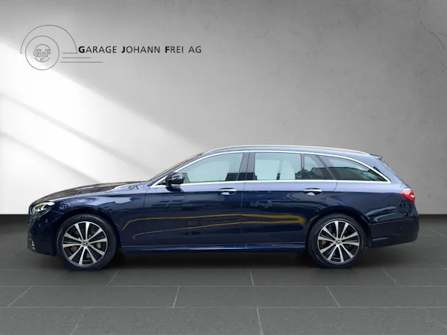 Mercedes-Benz E 300 de T 4Matic AMG Line 9G-Tronic