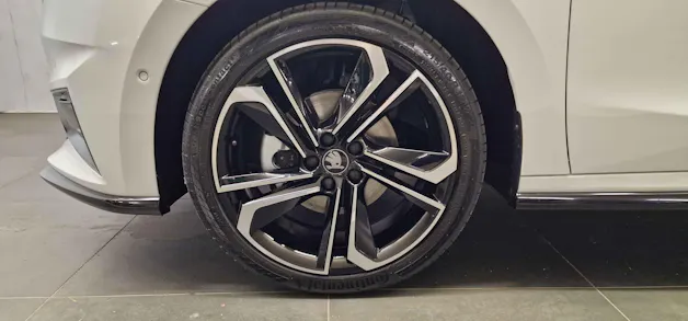 Škoda Fabia 1.0 TSI Monte Carlo DSG