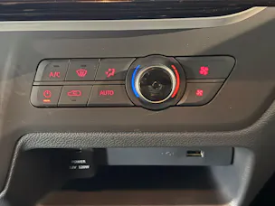 Maxus eDELIVER 3 Kastenaufbau L1H1 50kWh