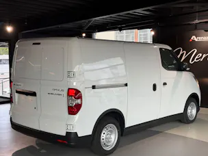 Maxus eDELIVER 3 Kastenaufbau L1H1 50kWh