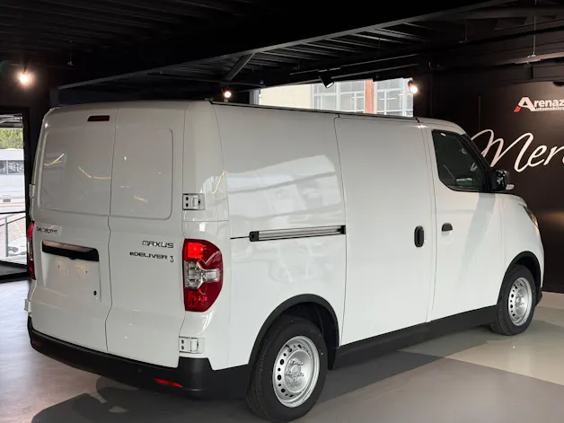 Maxus eDELIVER 3 Kastenaufbau L1H1 50kWh