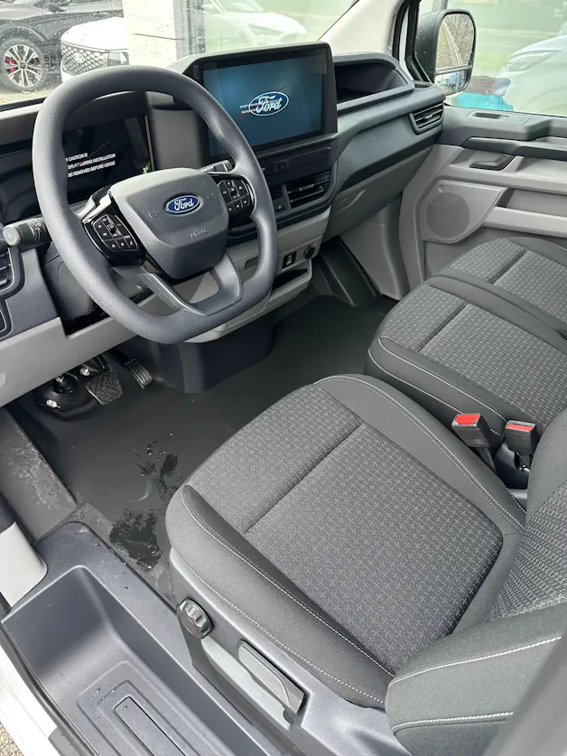 Ford Transit Custom Van 280 L2 2.0 EcoBl Trend/136CV/Aut.
