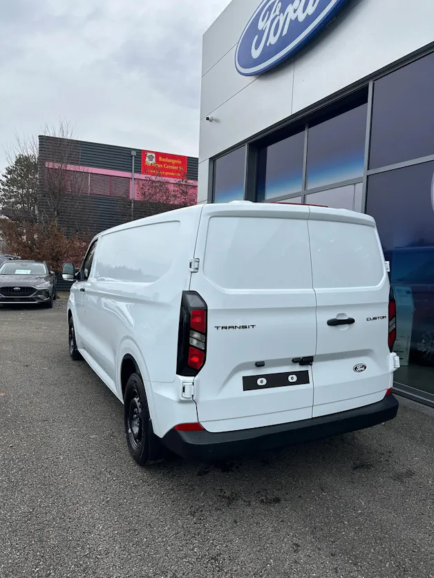 Ford Transit Custom Van 280 L2 2.0 EcoBl Trend/136CV/Aut.