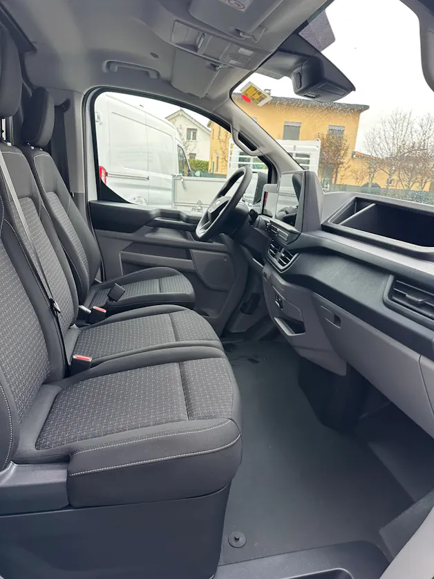 Ford Transit Custom Van 280 L2 2.0 EcoBl Trend/136CV/Aut.