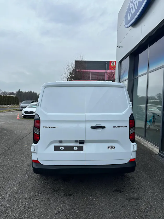 Ford Transit Custom Van 280 L2 2.0 EcoBl Trend/136CV/Aut.